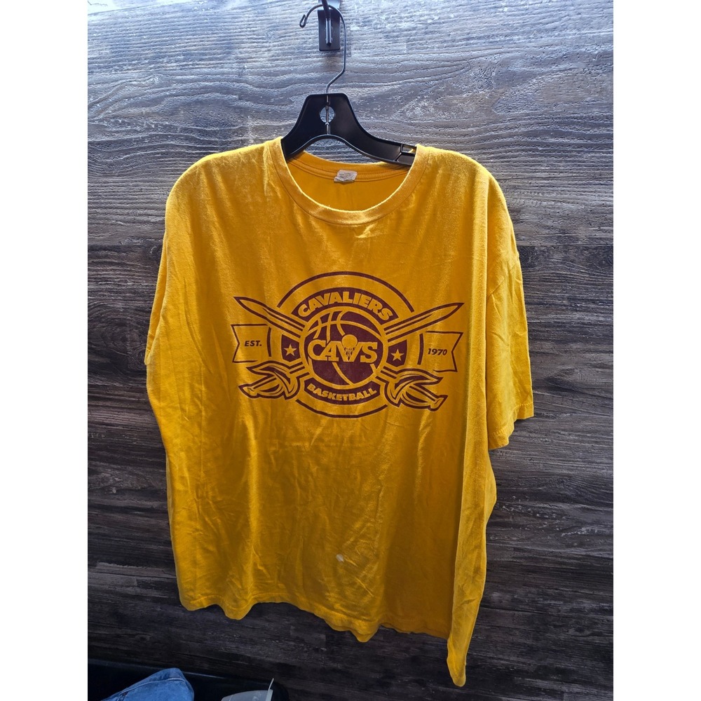 Cleveland Cavaliers Basketball Graphic T-Shirt Mens XL Gold NBA Pacific 1970 Tee